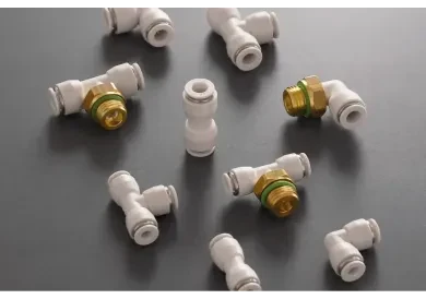 RACOR AUTOMÁTICO PARA ALIMENTOS Y ÁGUA POTABLE ROSCA CW510L - CUERPO Y ANILLO PPSU