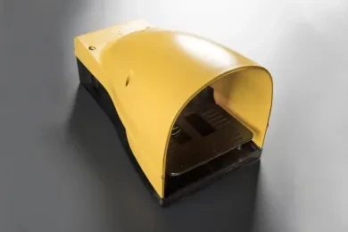 VÁLVULAS A PEDAL (1/4")